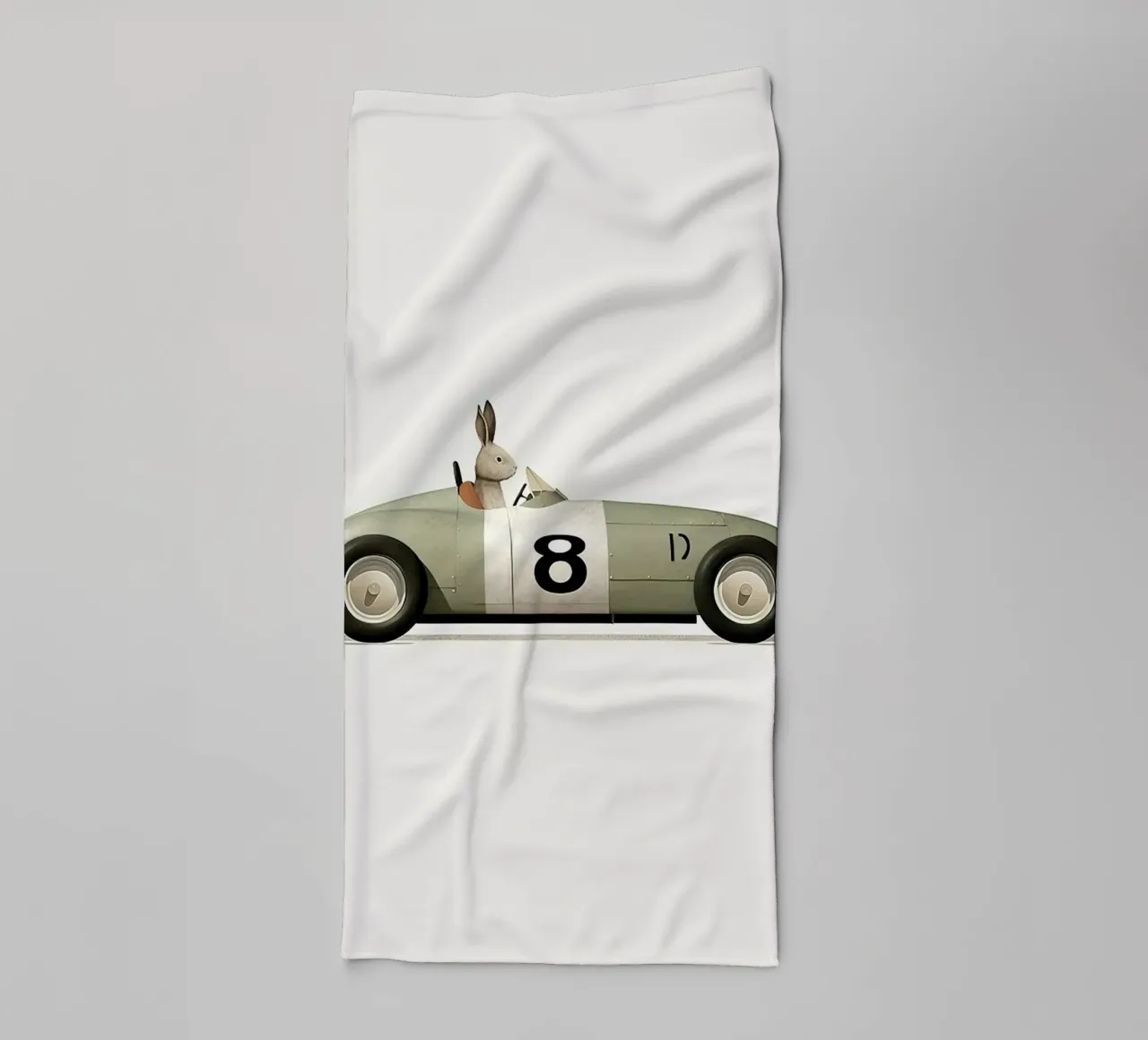 Kaninchen im Spielzeugauto Handtuch von Emil Art Studio