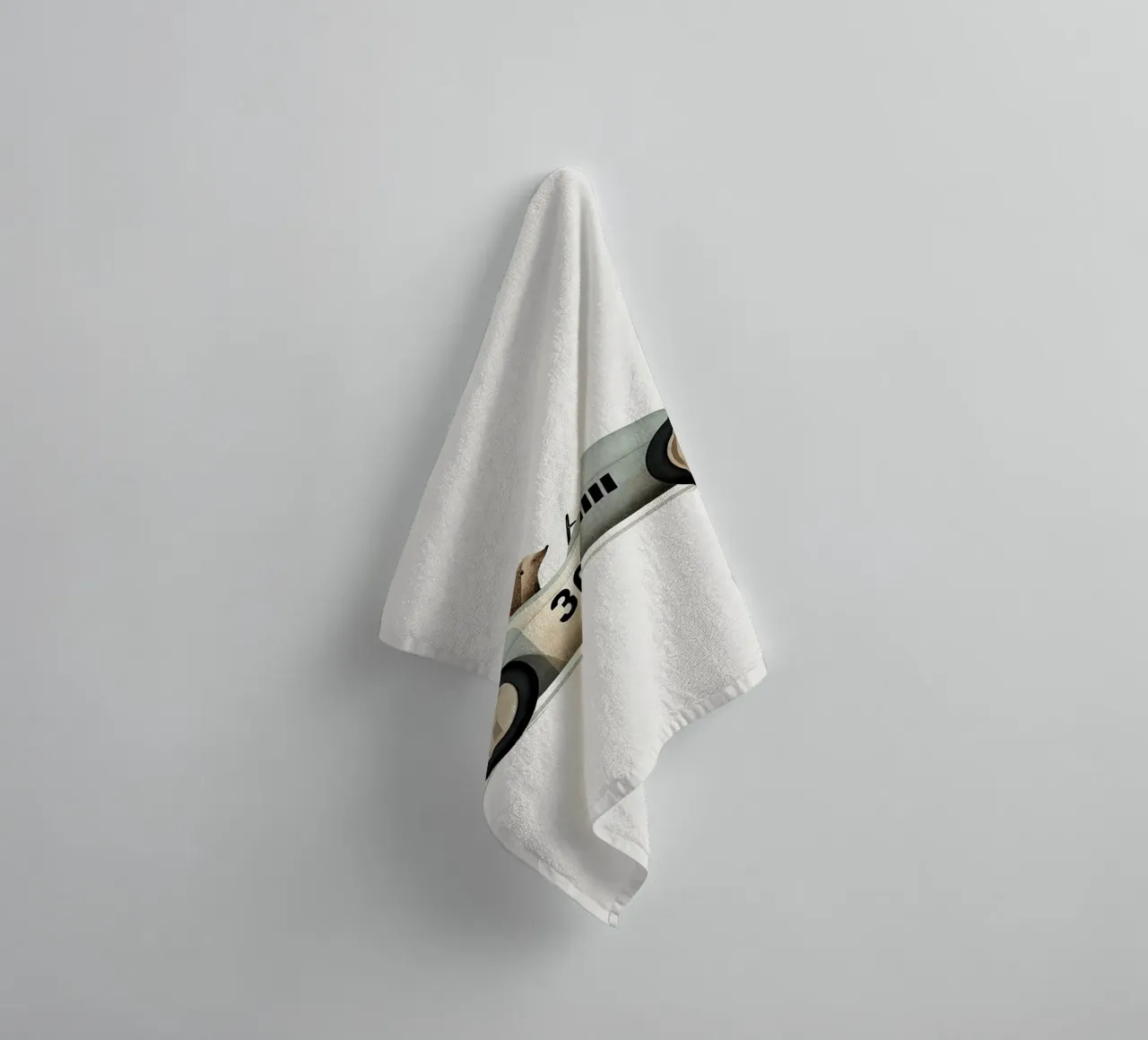 Hérisson dans une voiture jouet serviette de bain de Emil Art Studio