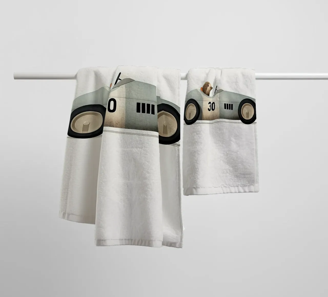 Hérisson dans une voiture jouet serviette de bain de Emil Art Studio