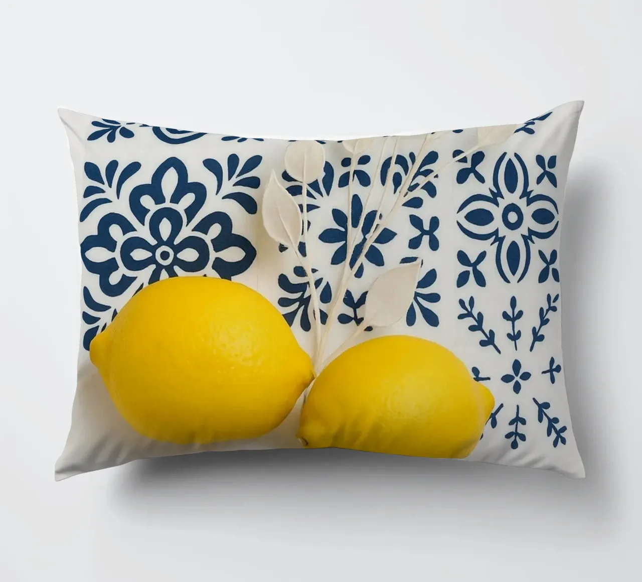 Piastrelle mediterranee e design al limone cuscino da Casa Calm