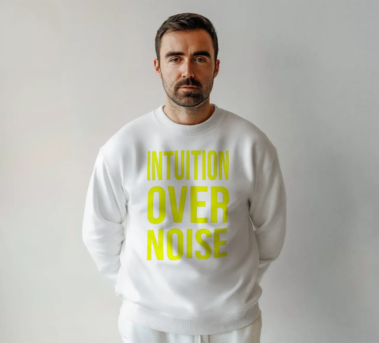 OVER Series- bold letters, brave values (5 colors) sudadera de FRICKE DESIGN