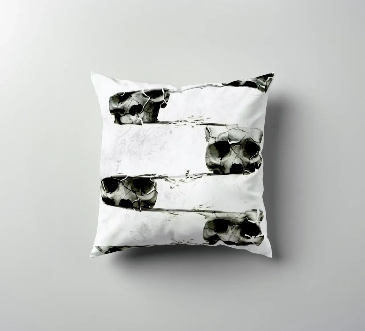 Skull III cuscino da Ali Gulec