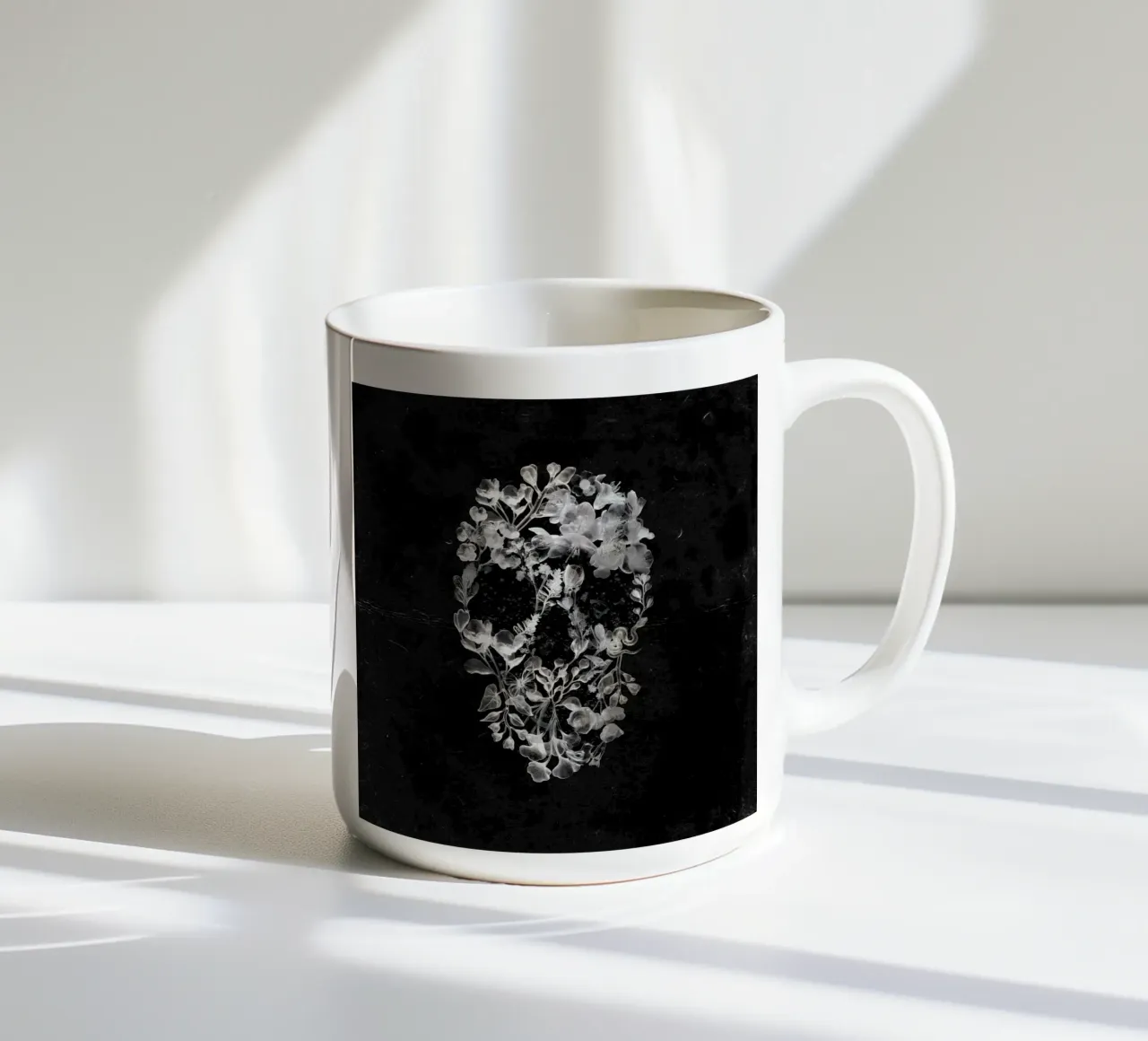 Glass Skull tazza in ceramica da Ali Gulec