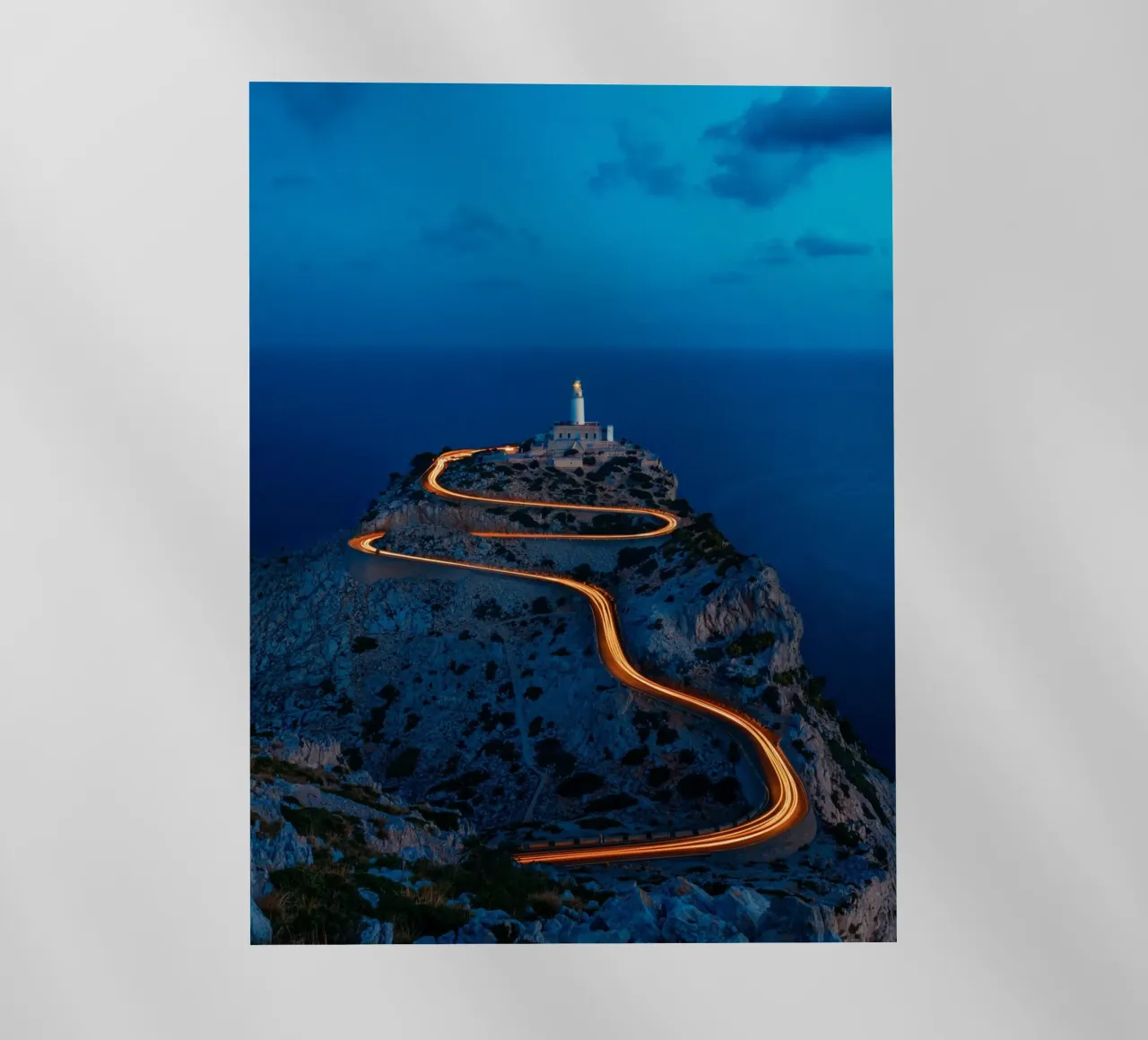 curve line way to the top Backlit Folie von Fost