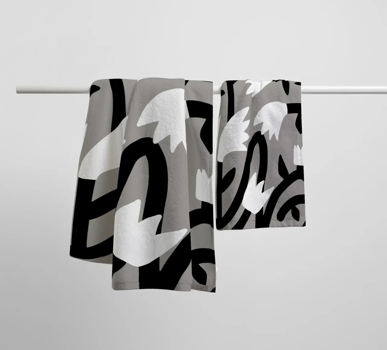 Bianco e nero floreale asciugamano da bagno da Little Dean