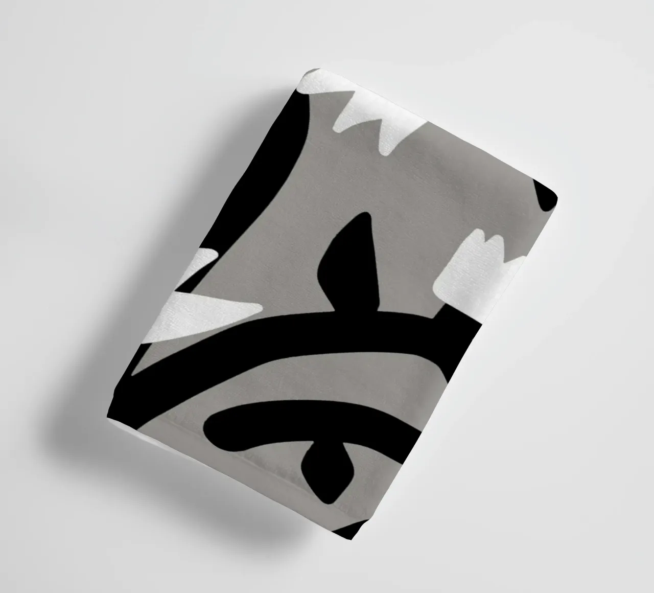 Bianco e nero floreale asciugamano da bagno da Little Dean