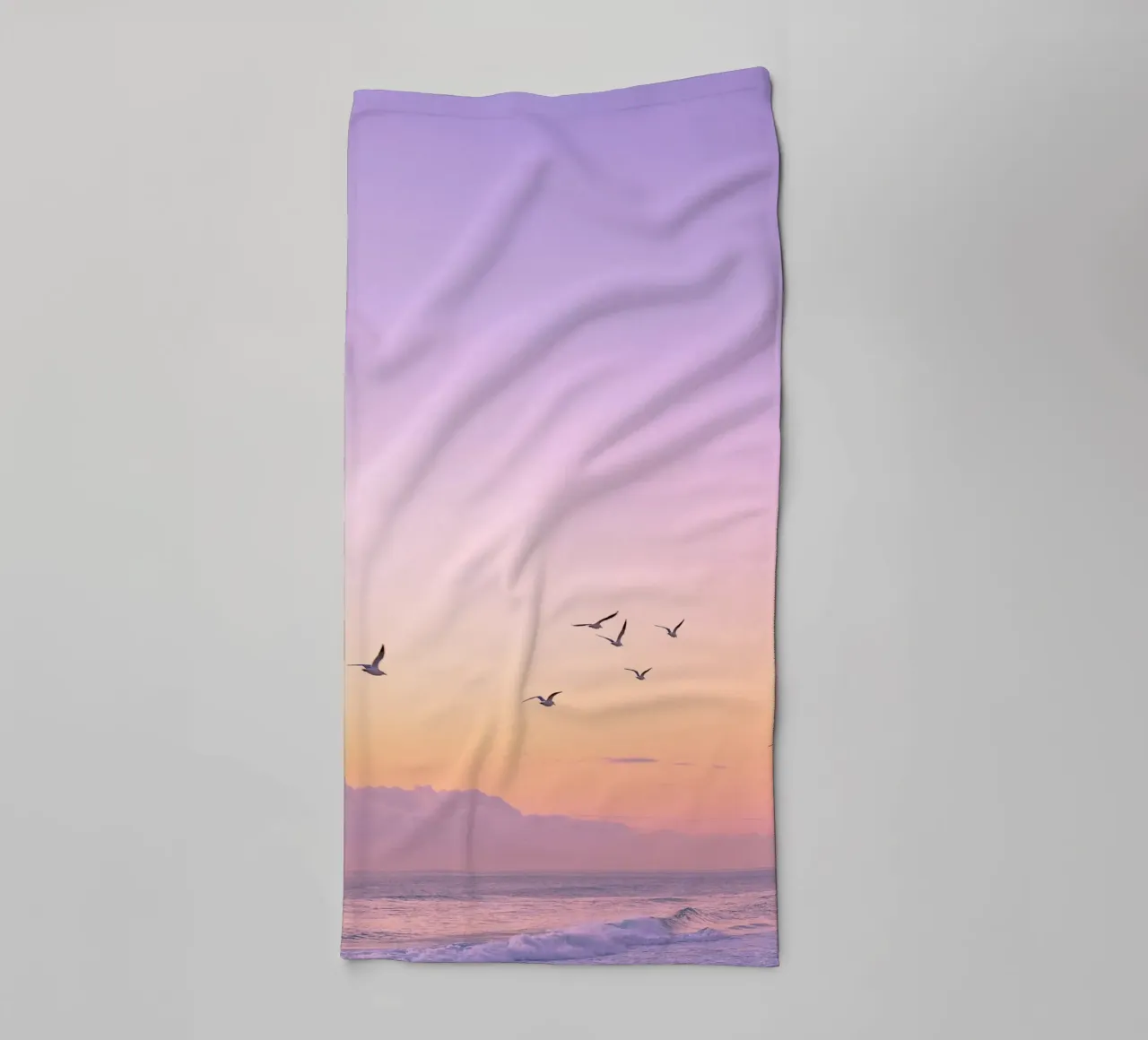 bird on the gradient sky asciugamano da bagno da rooka