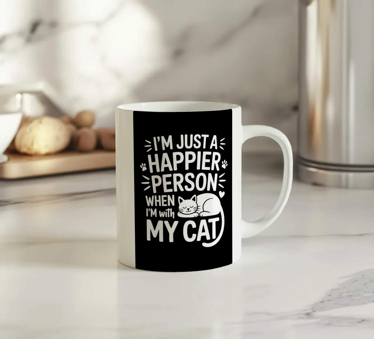 Sono una persona più felice quando sono con il mio gatto tazza in ceramica da Benjamin Pelletier