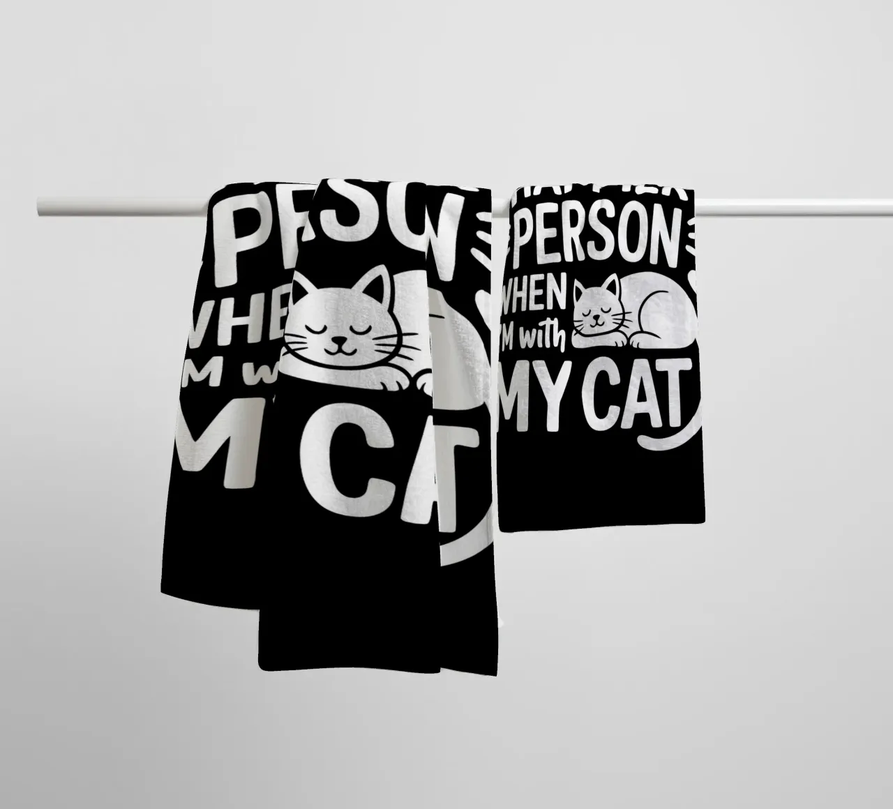 Sono una persona più felice quando sono con il mio gatto asciugamano da bagno da Benjamin Pelletier