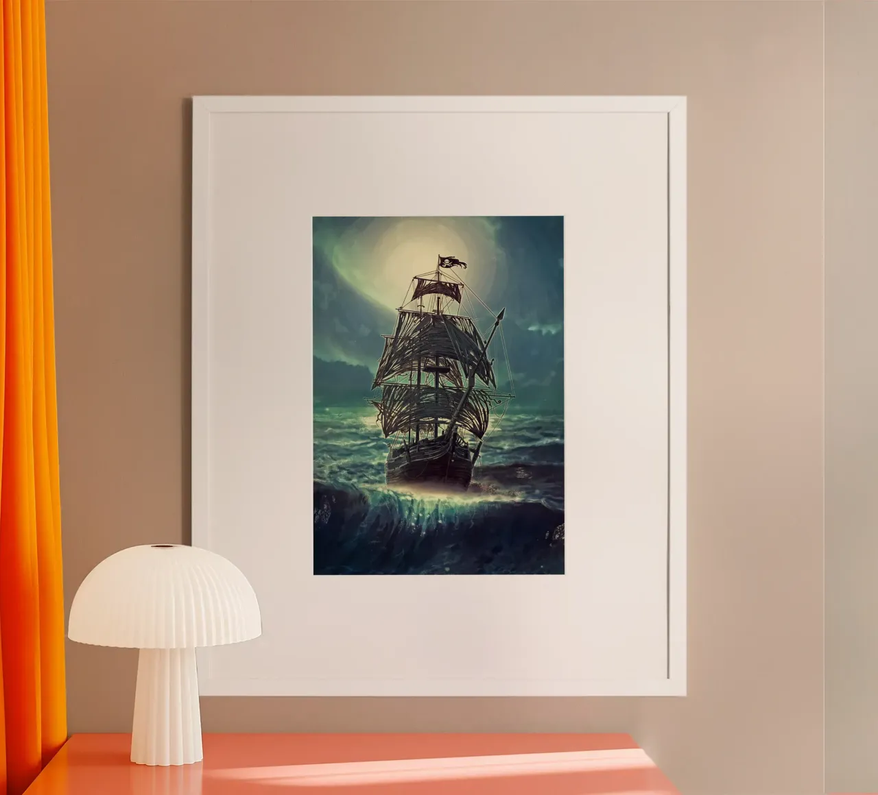 Nave pirata fantasma di notte poster con telaio in legno da Eva Nev