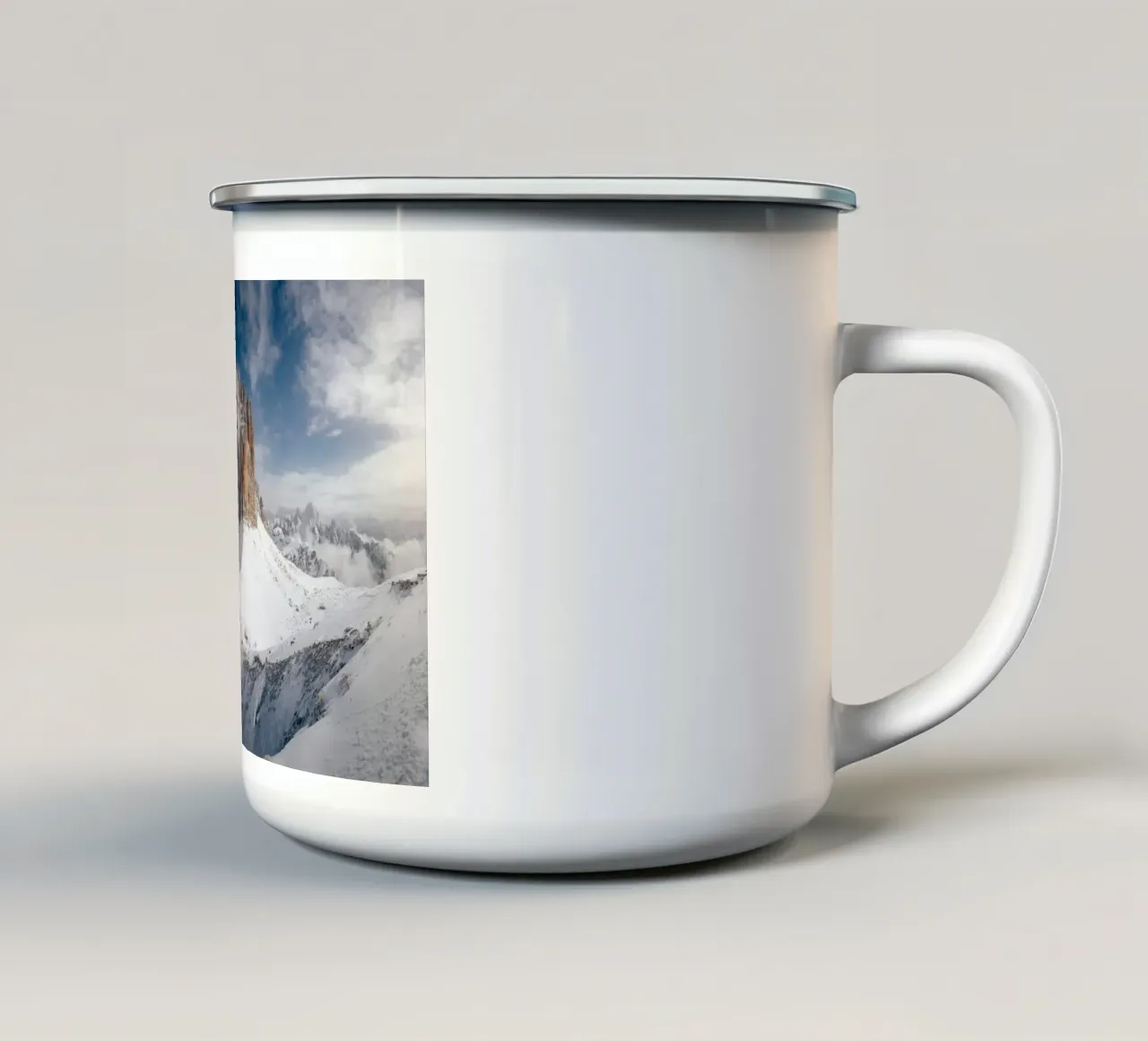 tower on snow mountain tazza in smalto da feny