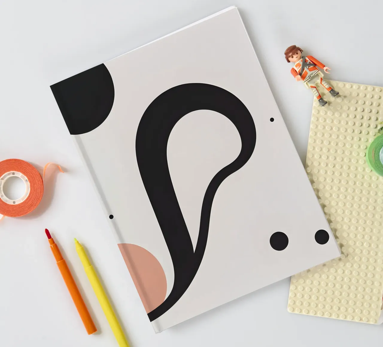 Single curved line notebook by LIFESTYLE OBJECTS