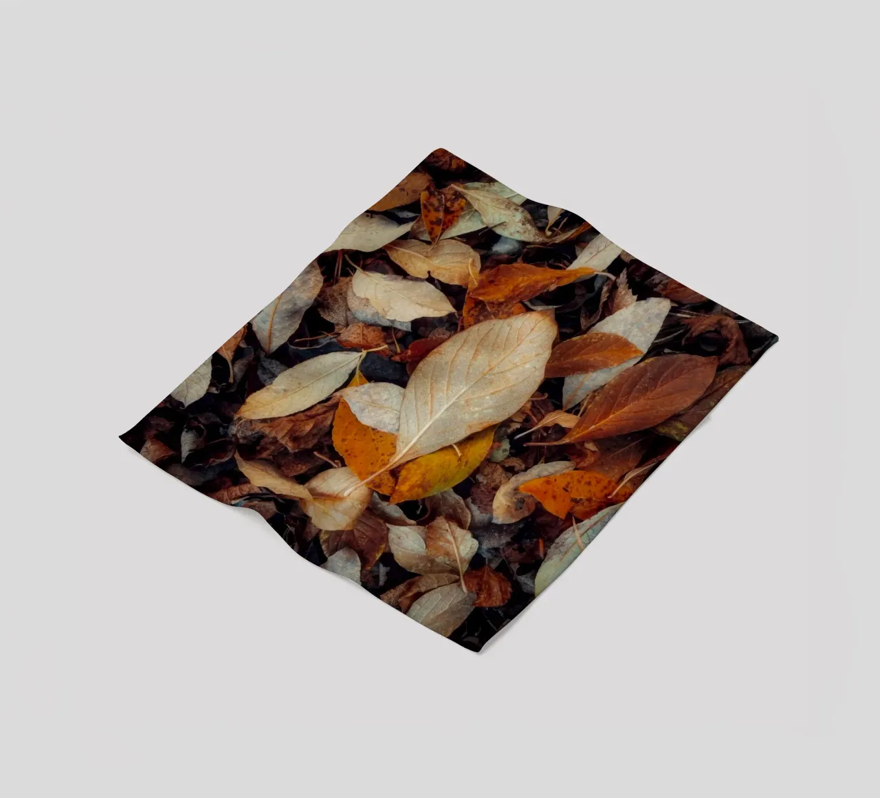 ein rotes Blatt Fleecedecke von Earthly Visions