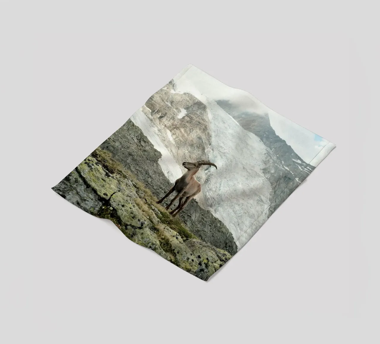 Ibex of Wallis coperta in pile da FujiSwiss