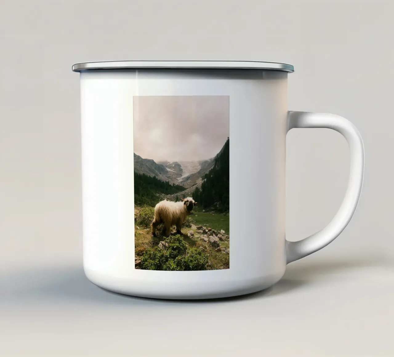 Mountain Sheep of Valais tazza in smalto da FujiSwiss