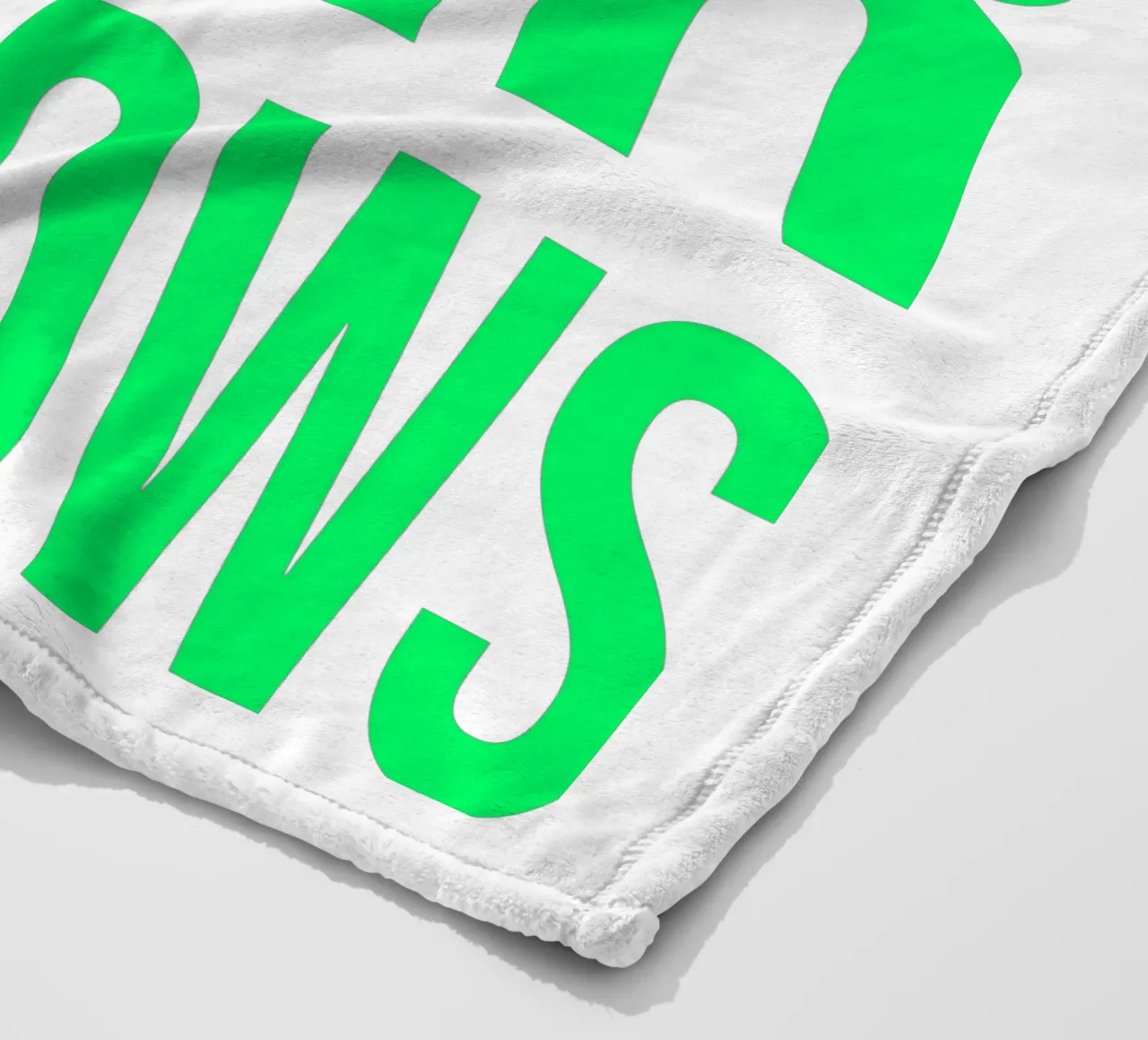 OVER Series- bold letters, brave values (5 colors) coperta in pile da OVER SERIES