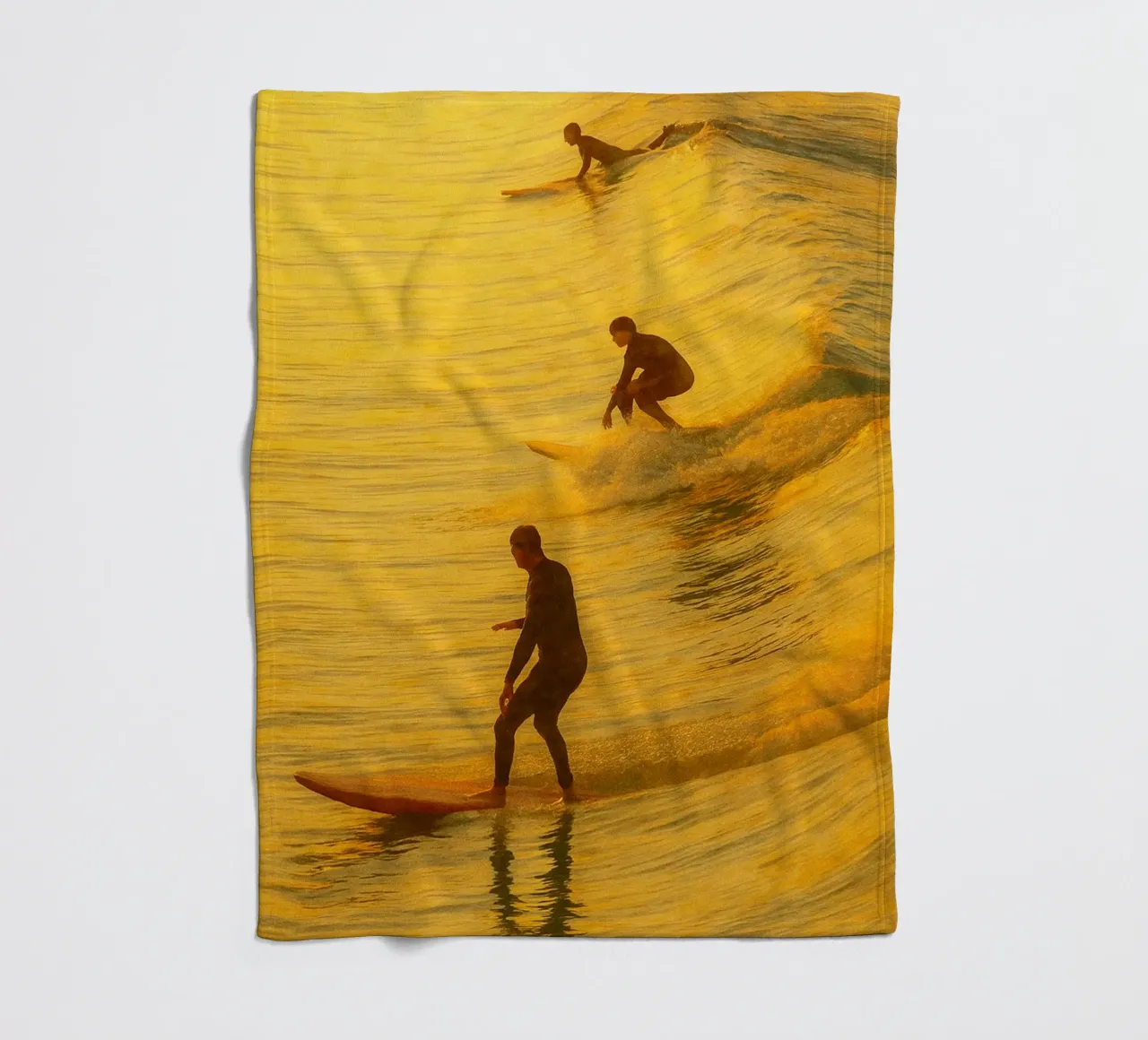 Surfen Retro-Gemälde Fleecedecke von lottuz
