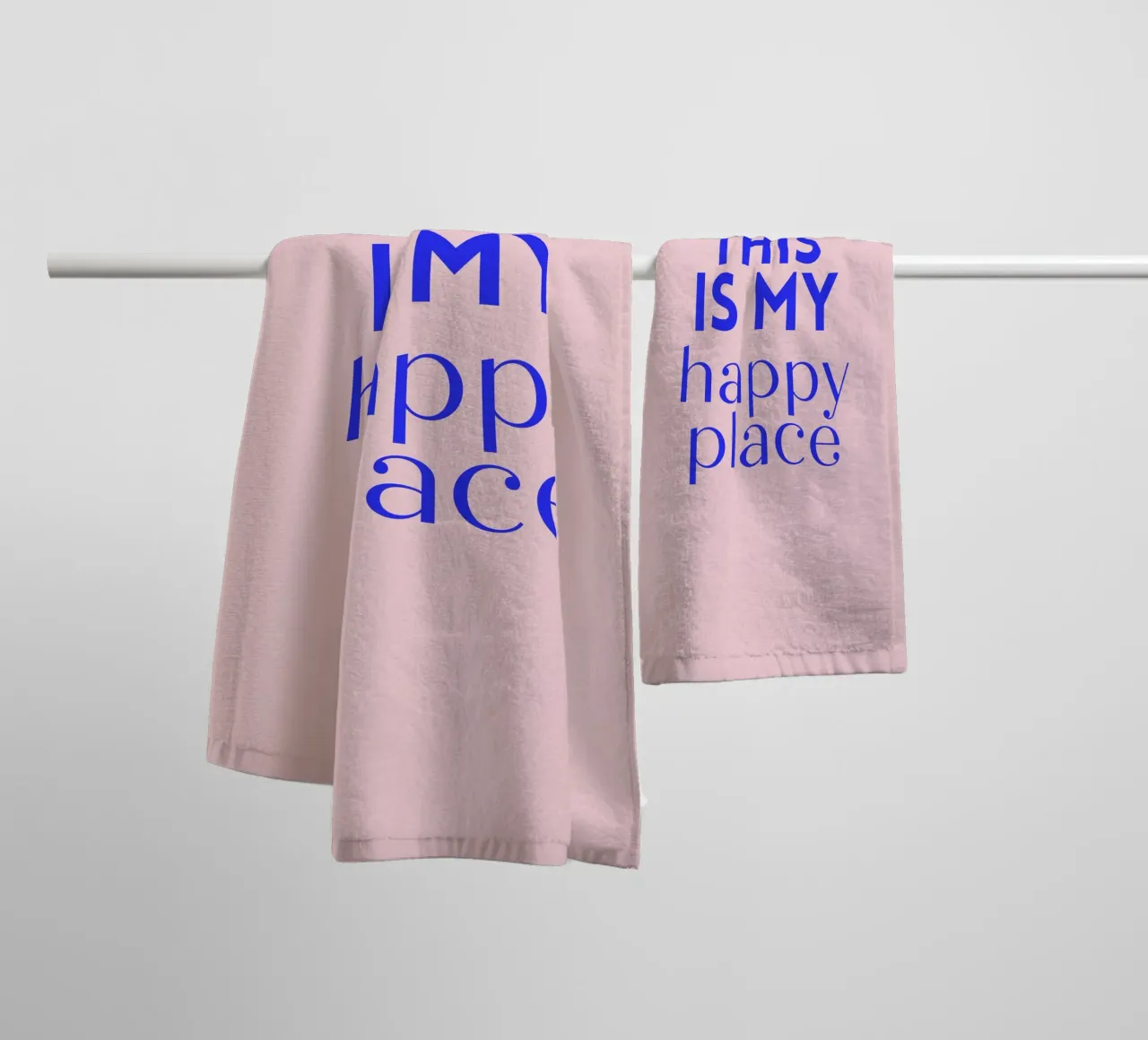 This is my happy place asciugamano da bagno da PurePeachStudio