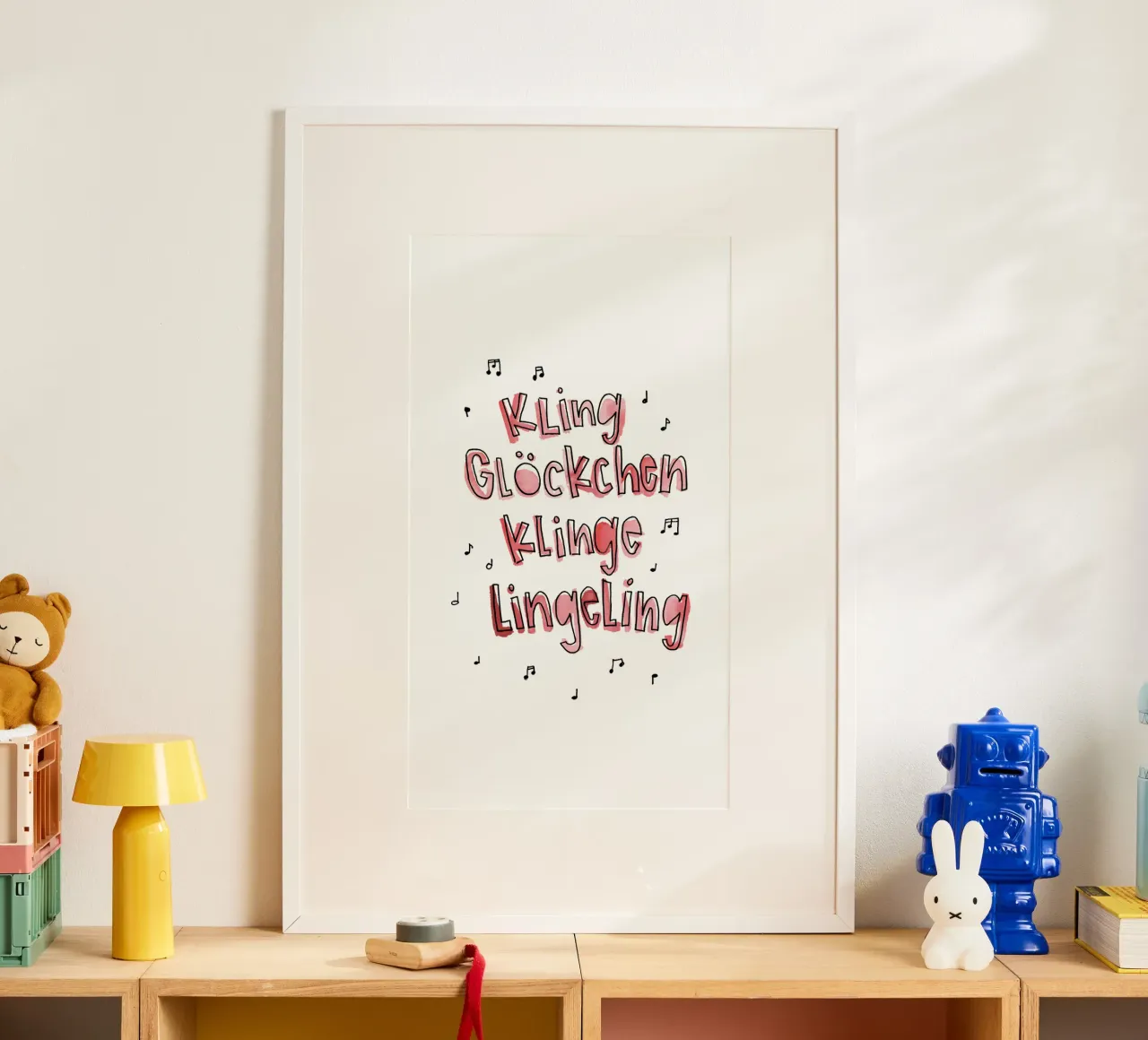Kling Glöckchen poster con telaio in alluminio da Brushmeetspaper
