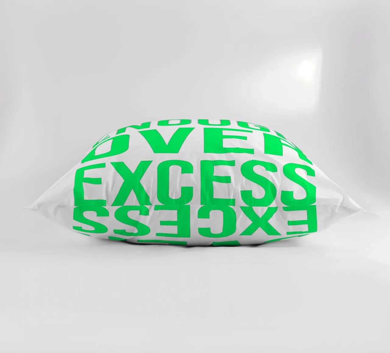 OVER Series- bold letters, brave values (5 colors) cuscino da OVER SERIES