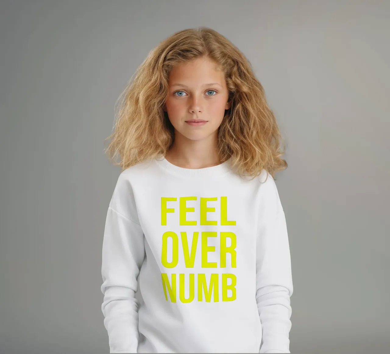 OVER Series- bold letters, brave values (5 colors) felpa bambino da OVER SERIES
