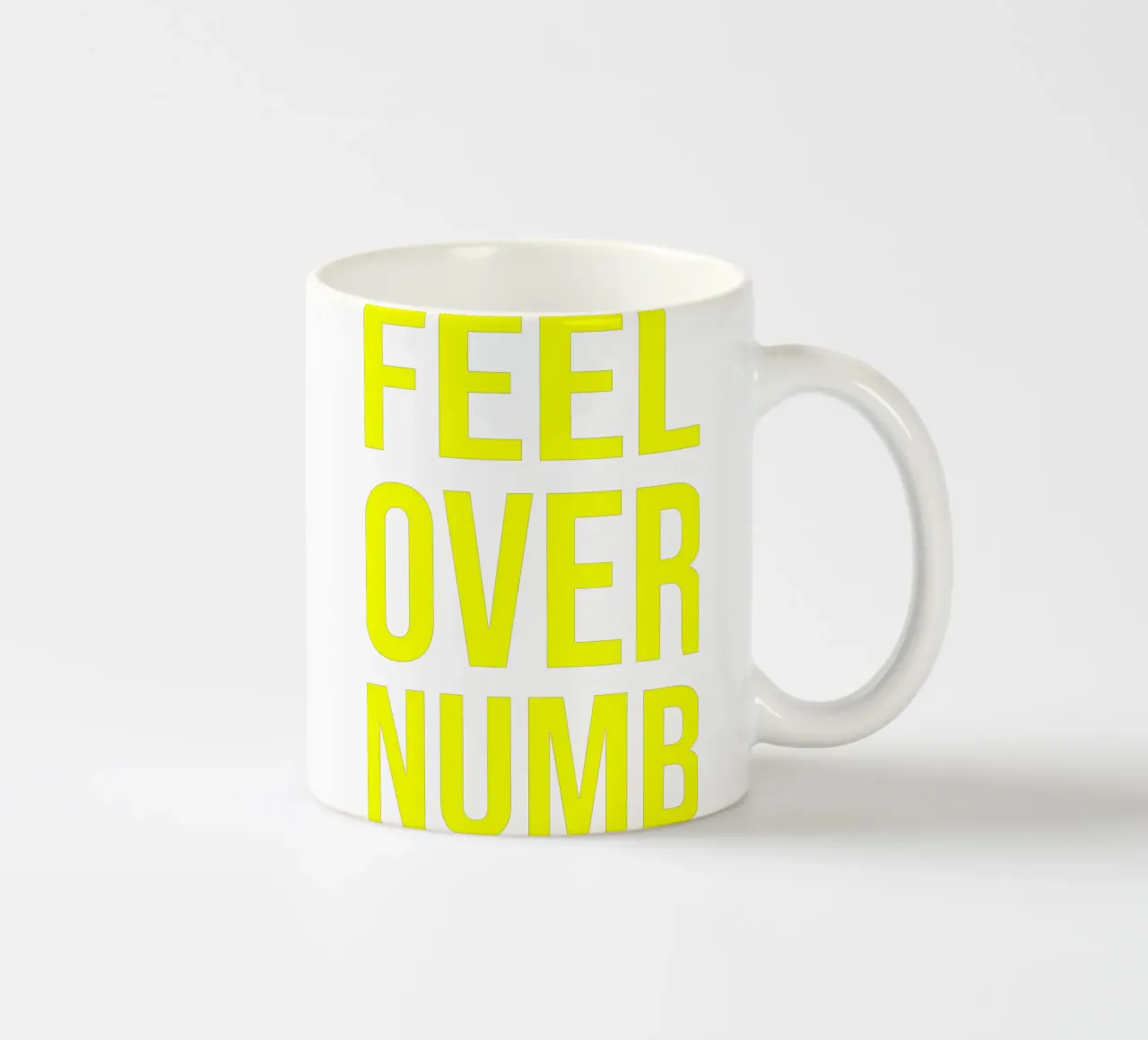 OVER Series- bold letters, brave values (5 colors) tazza in ceramica da OVER SERIES