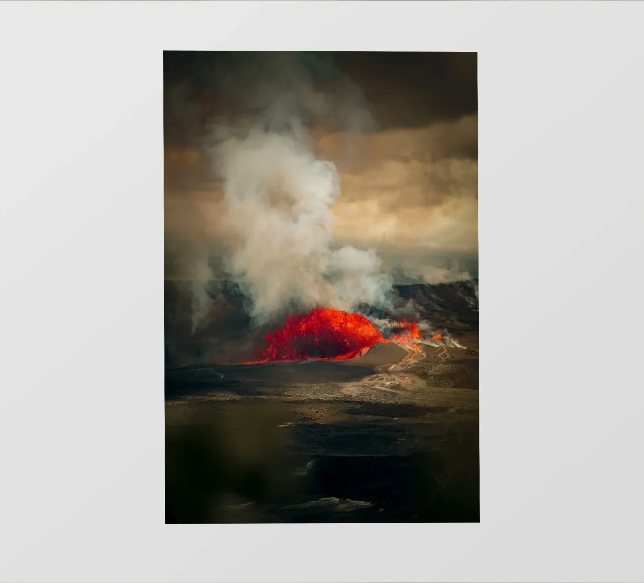 vulcano pellicola backlit da Earthly Visions