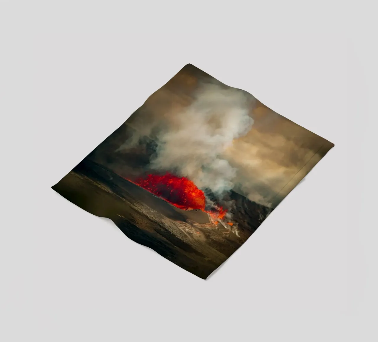 volcano Fleecedecke von Earthly Visions