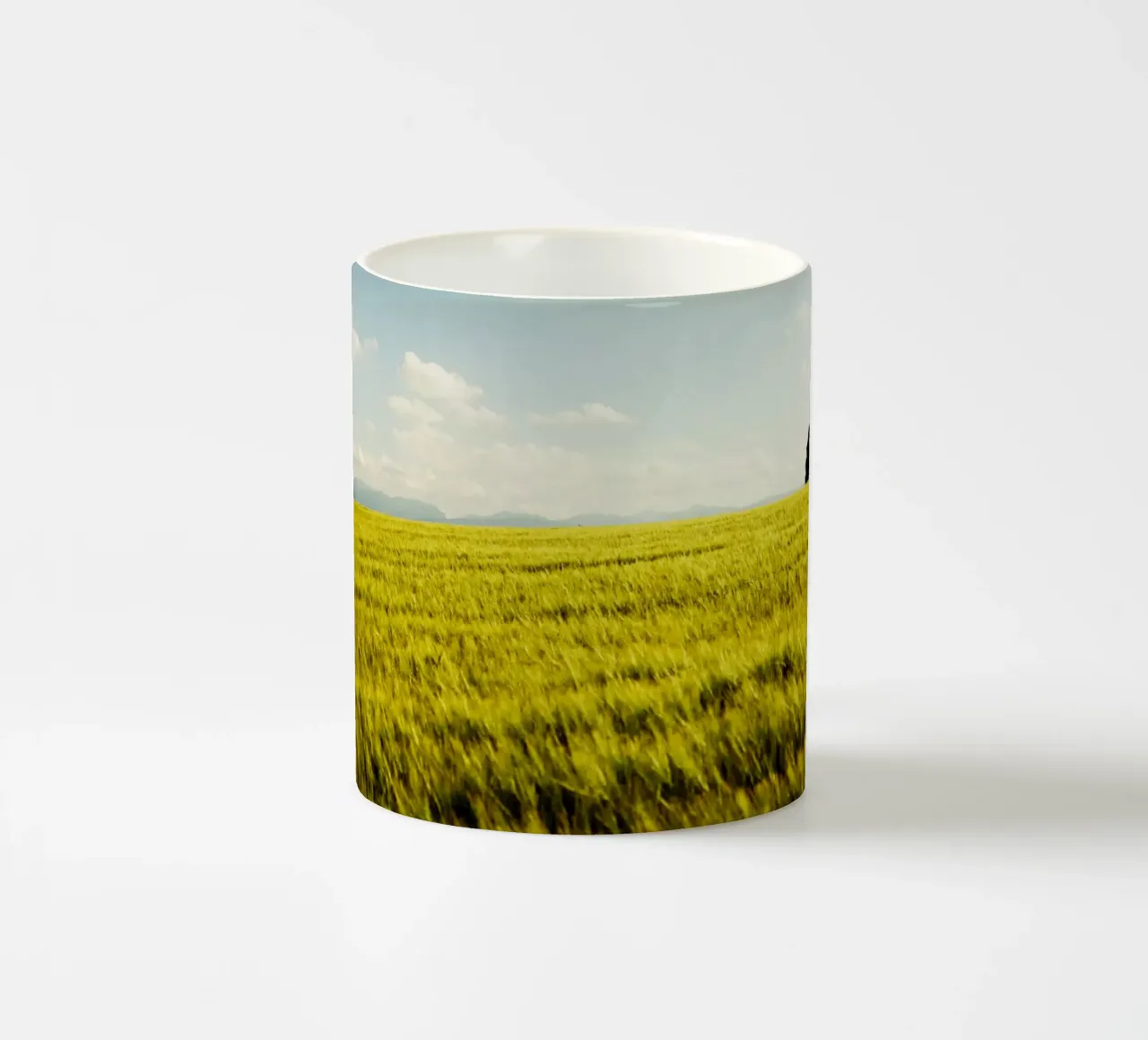 Campo di grano in Alta Baviera tazza in ceramica da Simon Koy