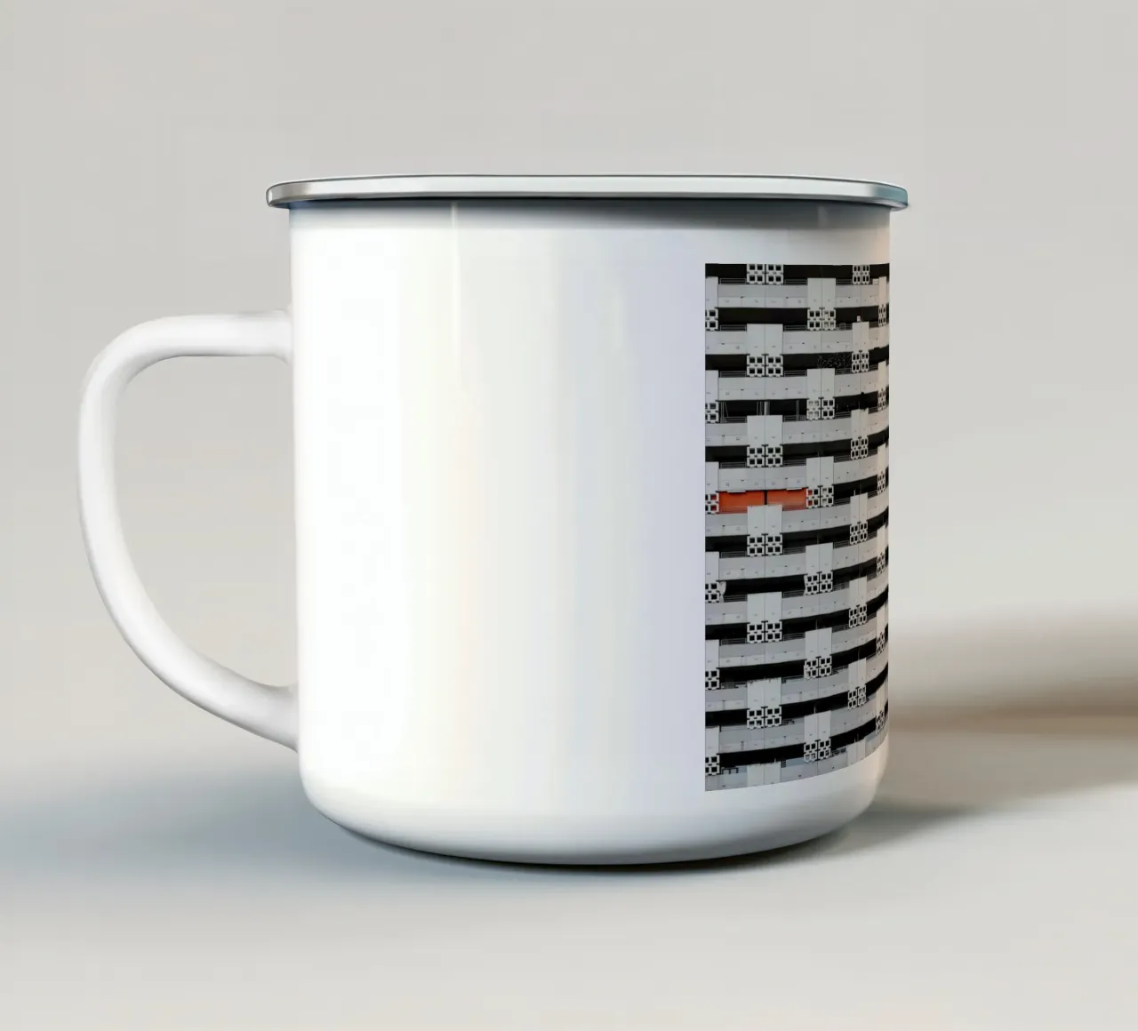 Fronte del grattacielo di Monaco tazza in smalto da Simon Koy