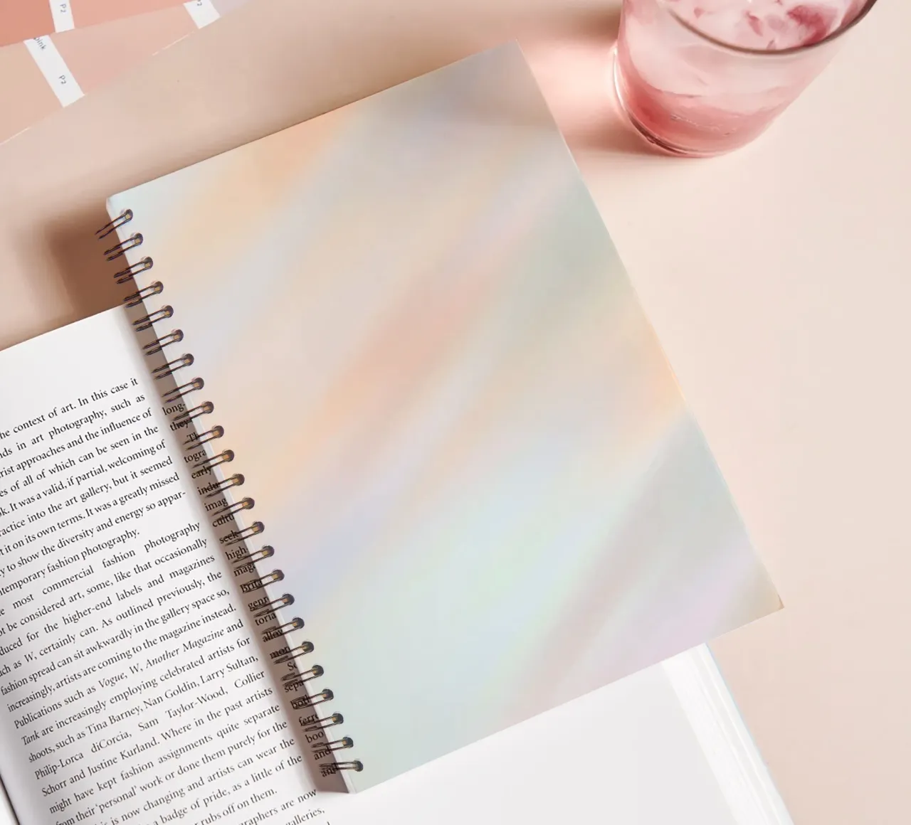 gradient colorful diario ad anelli da Creaton