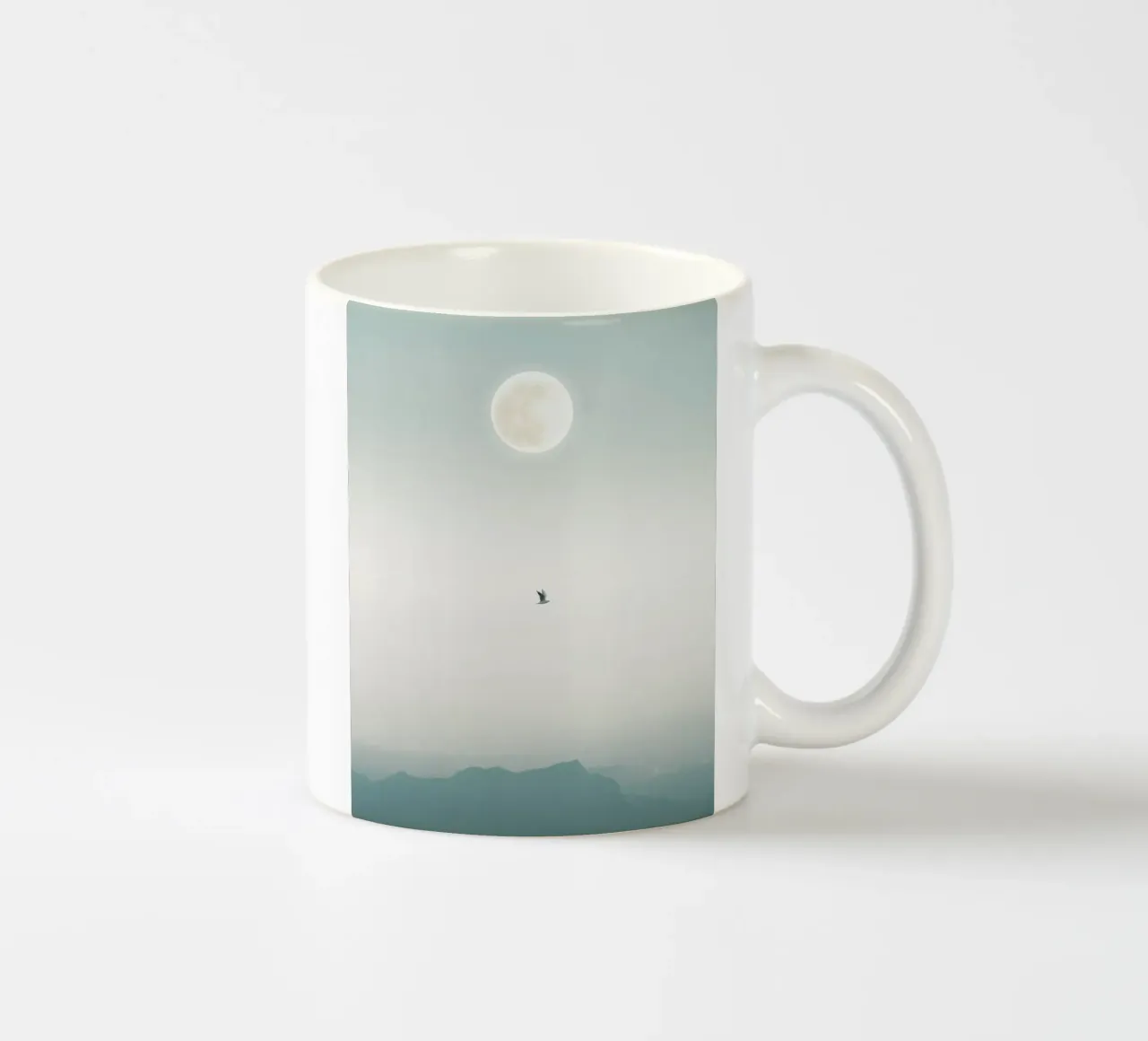 fly bird in sky moon tazza in ceramica da Creaton