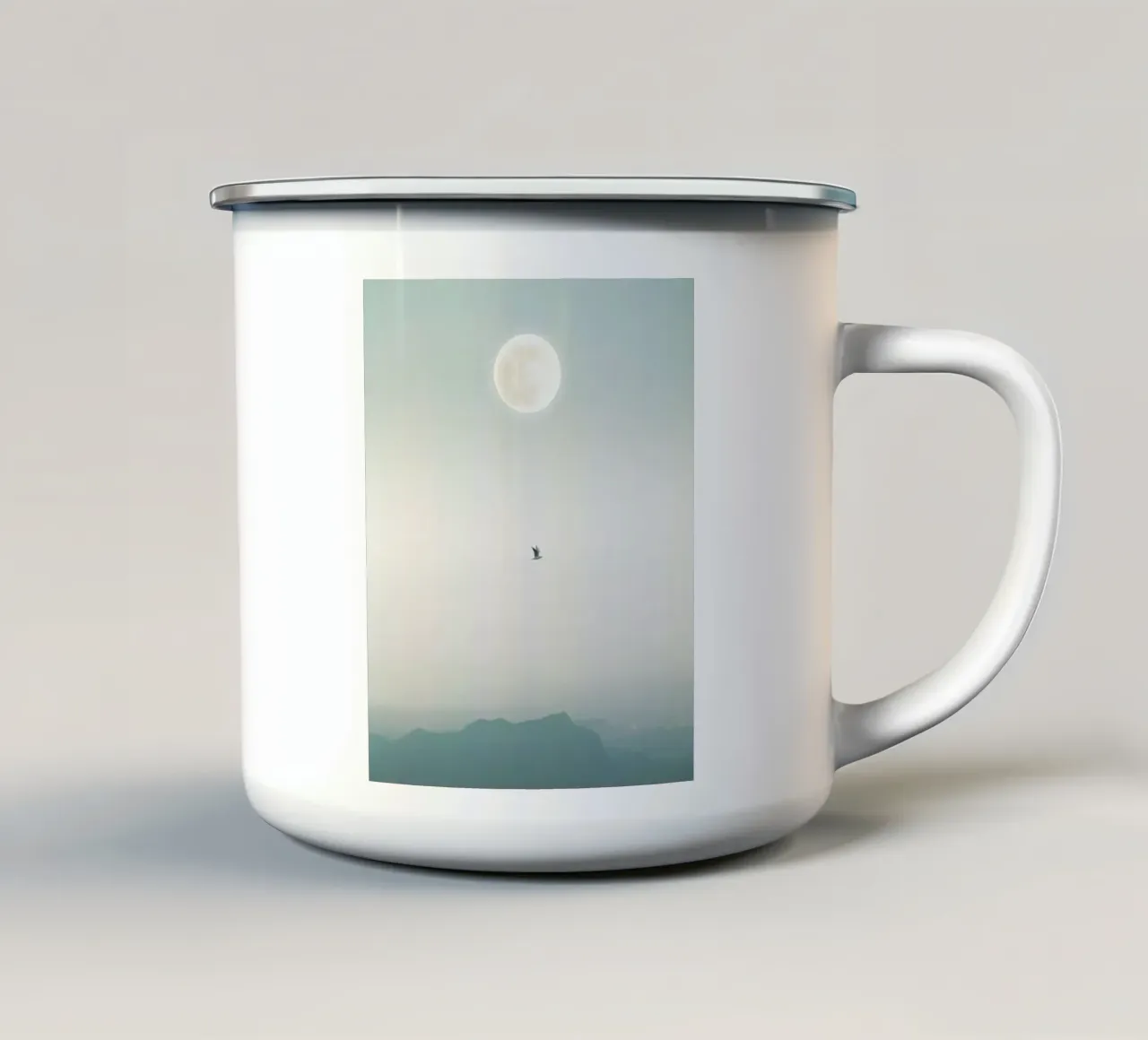 fly bird in sky moon tazza in smalto da Creaton