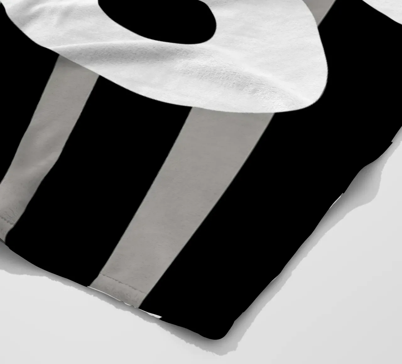 Bianco e nero floreale 04 coperta in pile da Little Dean