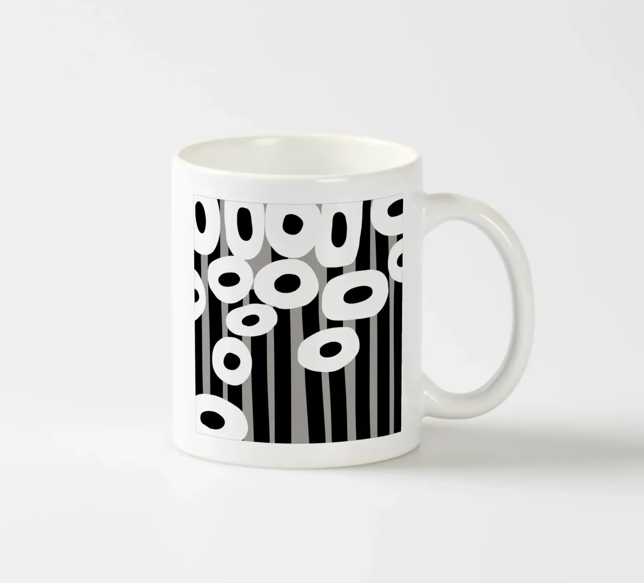 Bianco e nero floreale 04 tazza in ceramica da Little Dean