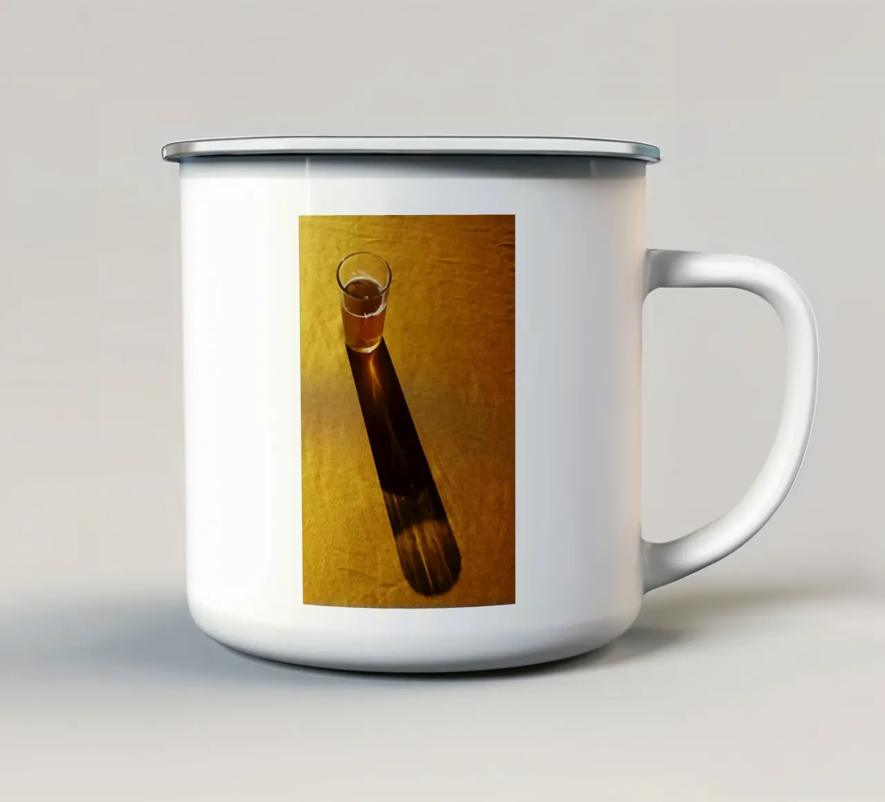 Tee in Marocco tazza in smalto da Simon Koy