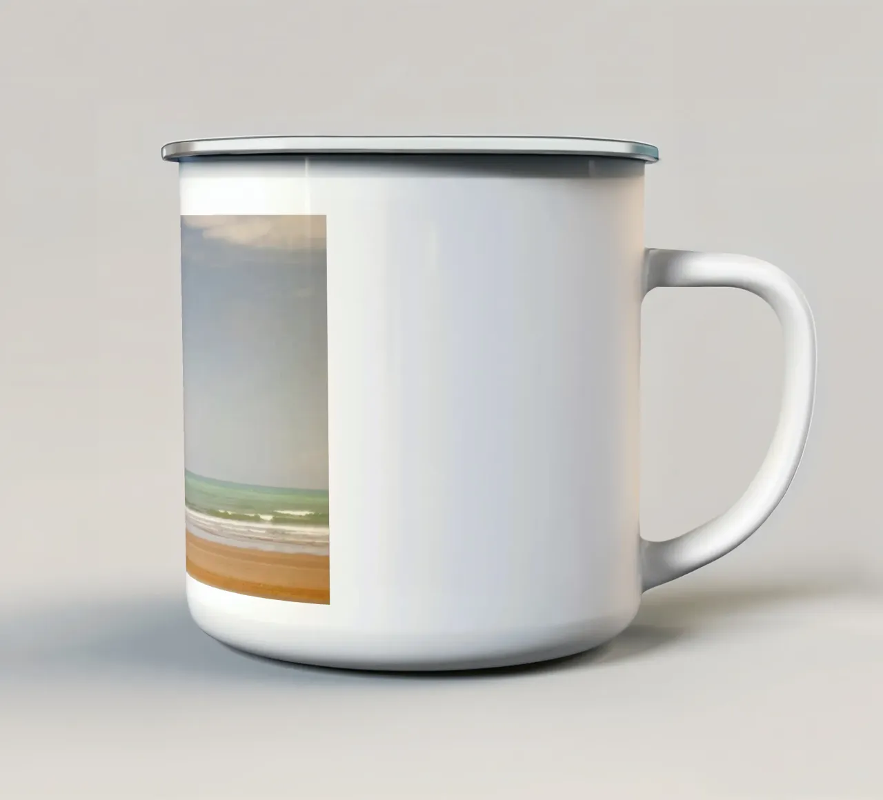 surf a Asilah (Marocco) tazza in smalto da Simon Koy