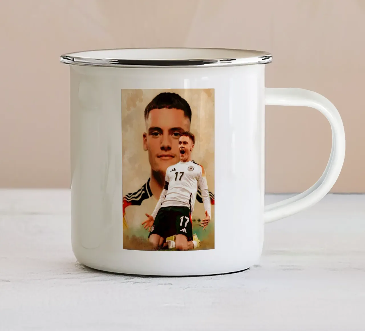 Florian Wirtz - Vinntage tazza in smalto da Lembayung art