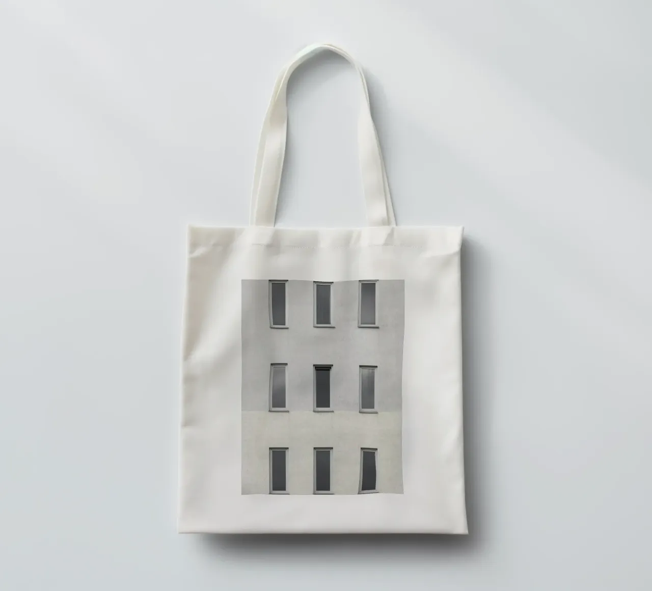 window in building borsa in juta da marty