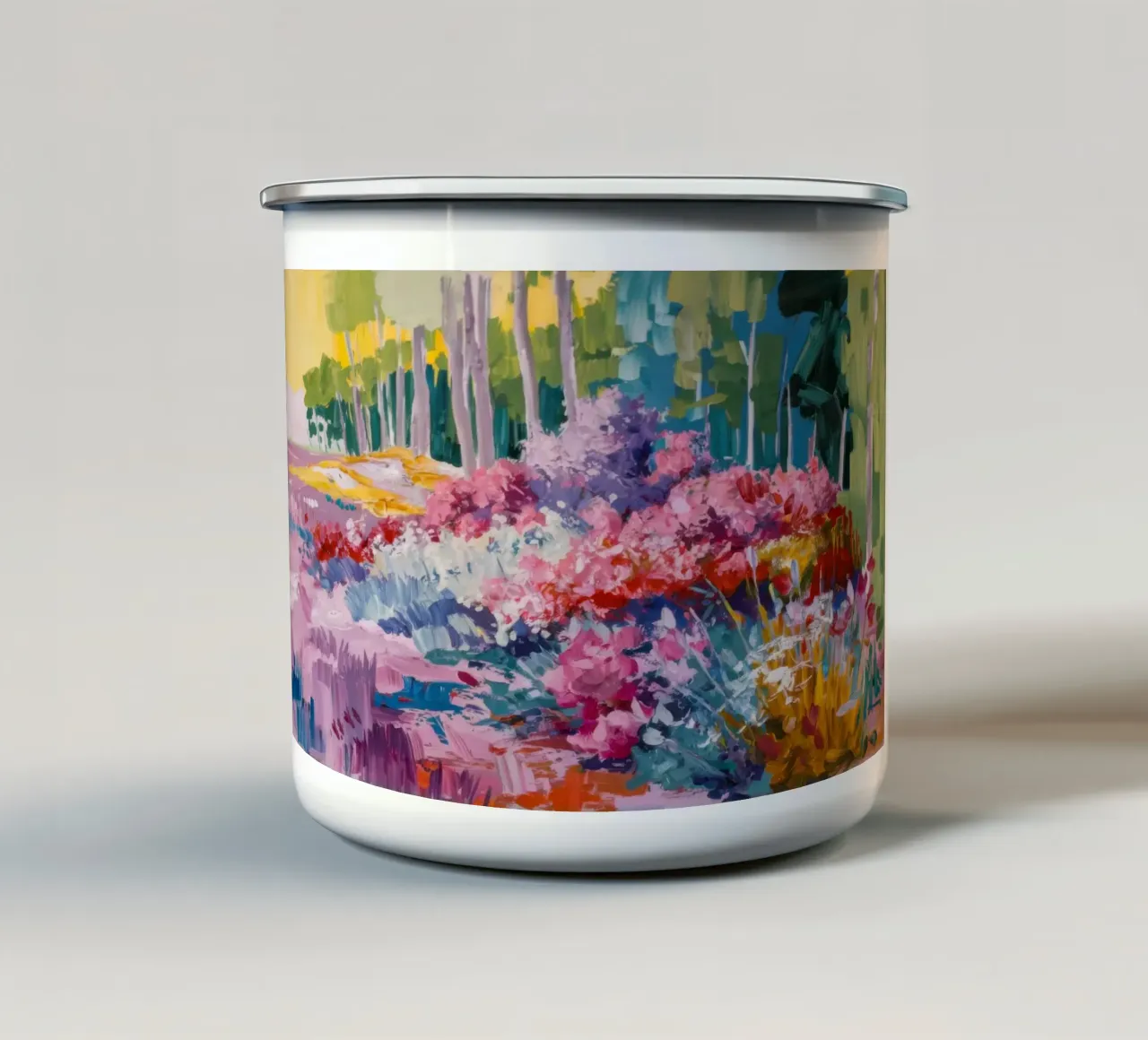 Paesaggio onirico floreale cromatico tazza in smalto da Angkasa Mist