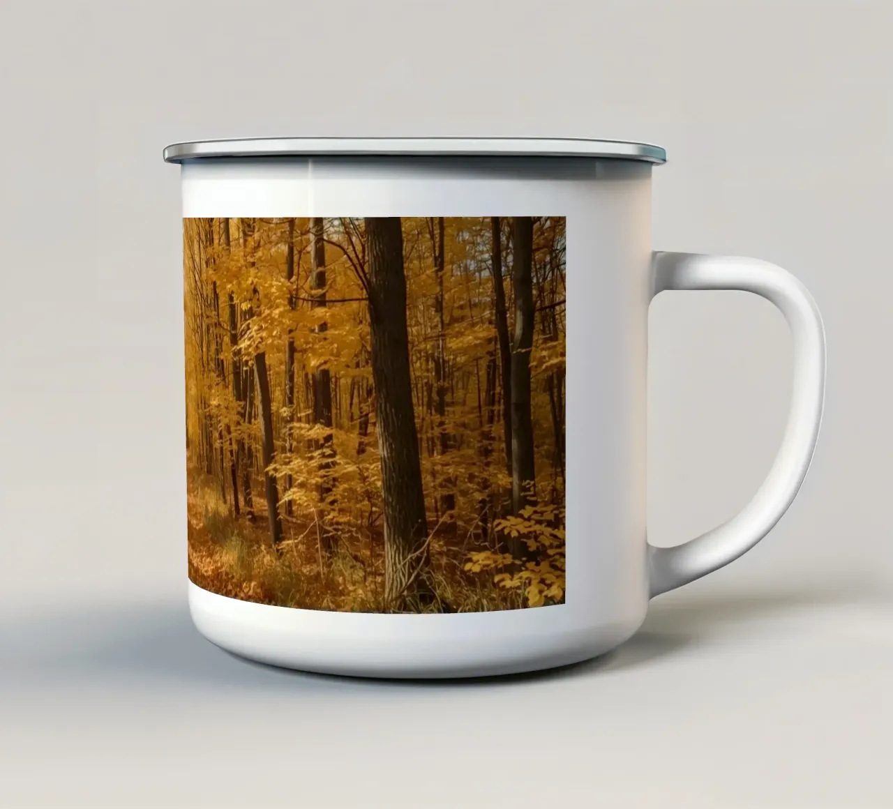 Sentiero forestale autunnale con fogliame giallo tazza in smalto da DesignDoodle