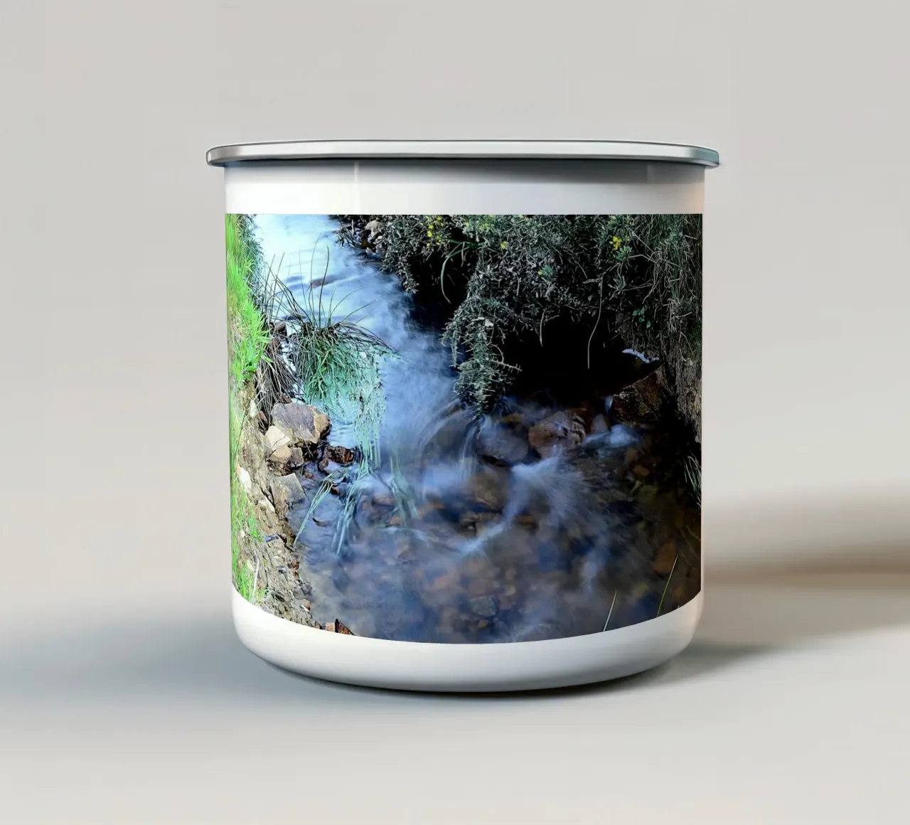 FAA364 tazza in smalto da Thierry vobmann photography
