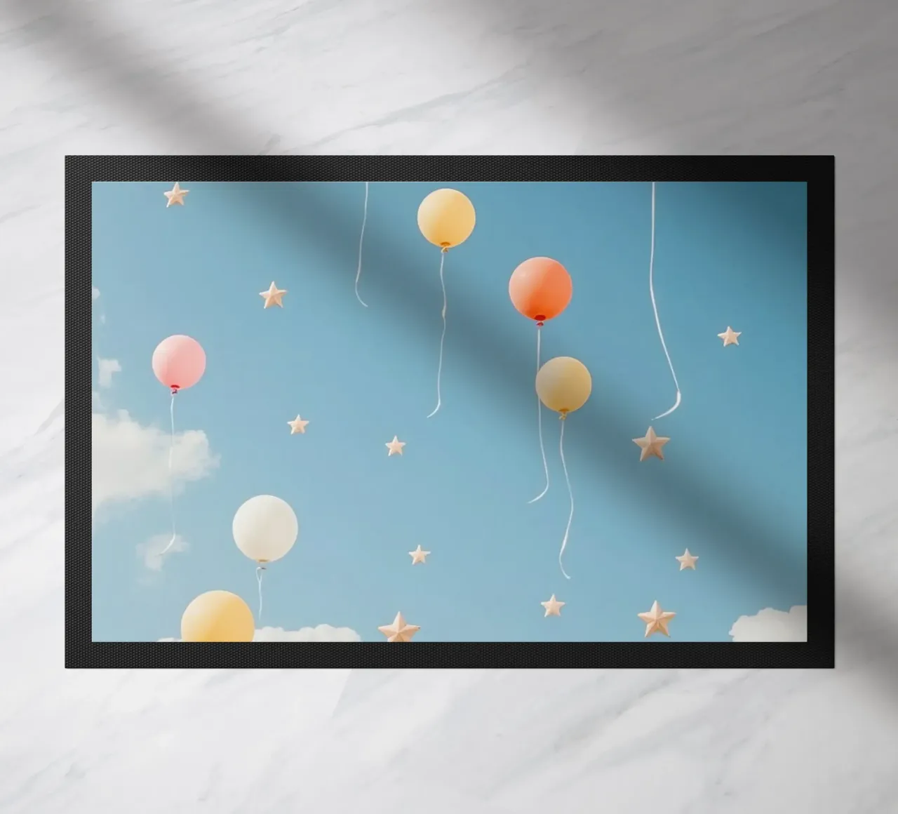 Palloncini e stelle in un cielo nuvoloso zerbino da DesignDoodle