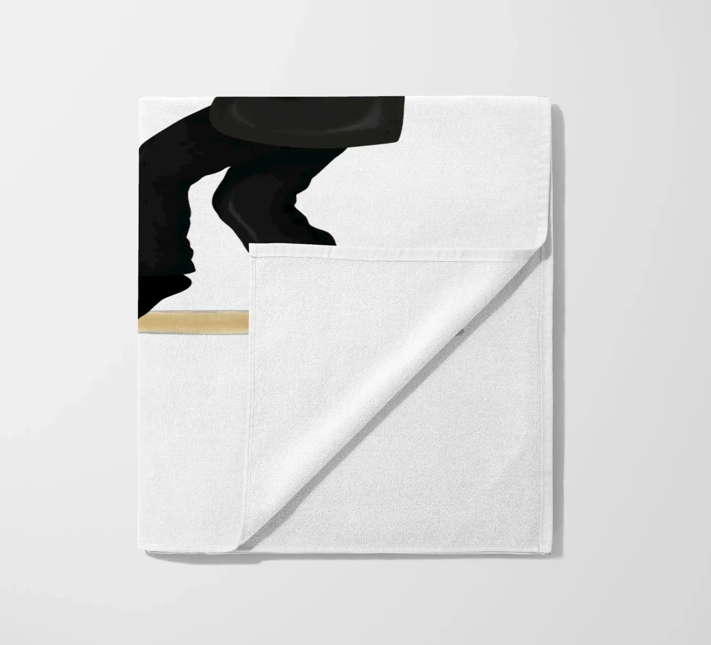 Pulp Fiction Strandtuch von Nour Tohme