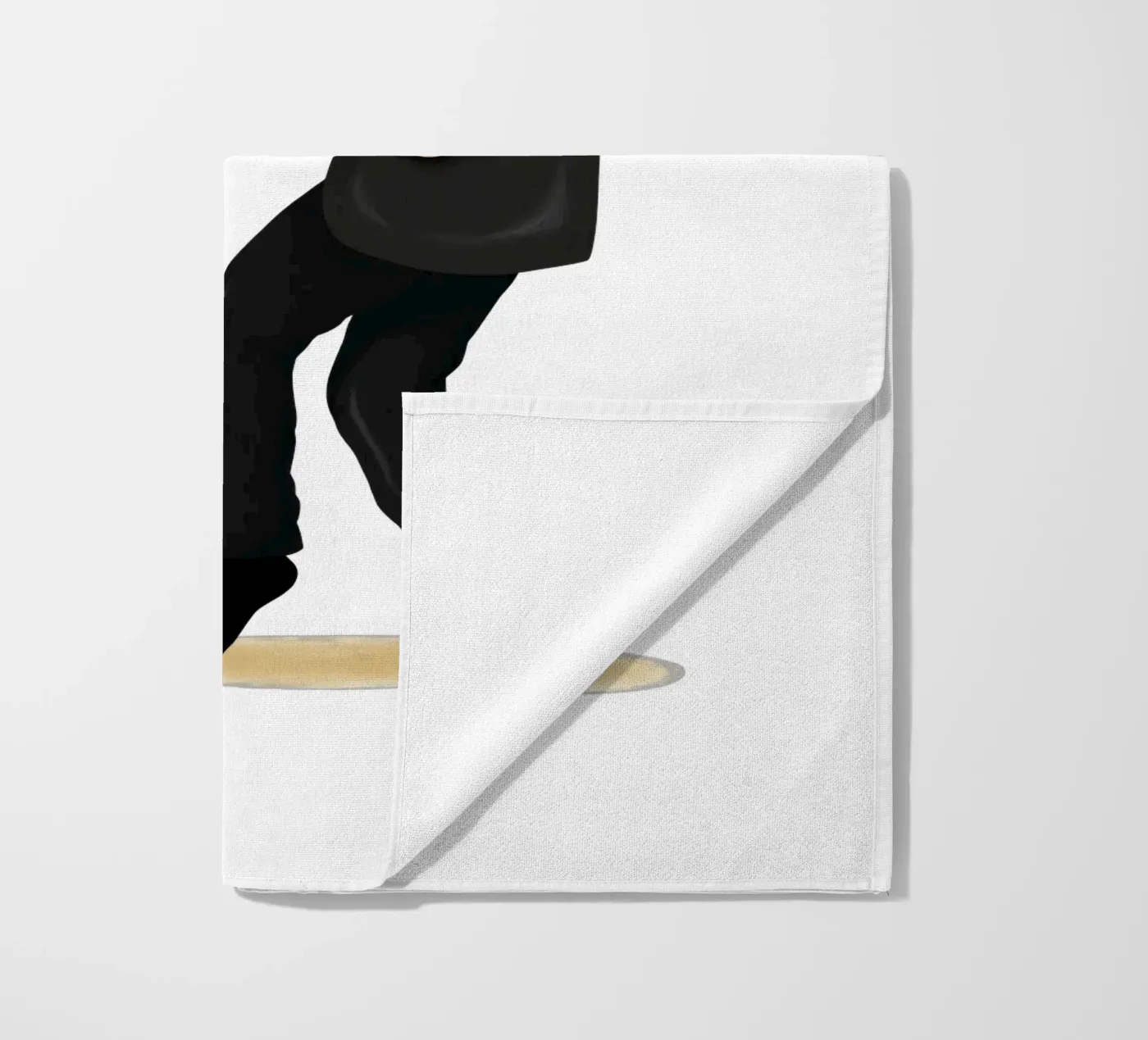 Pulp Fiction Strandtuch von Nour Tohme