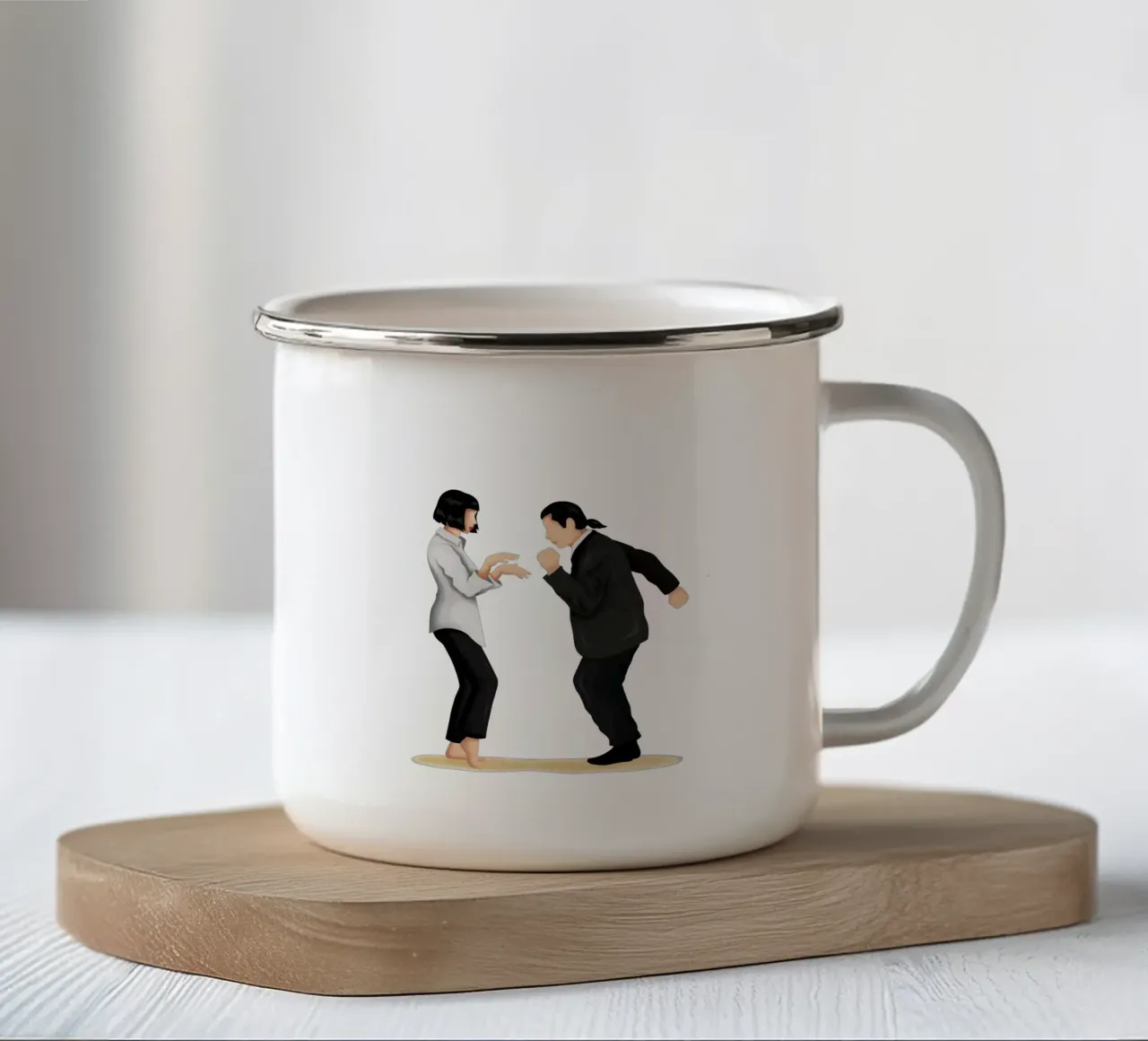 Pulp Fiction tazza in smalto da Nour Tohme
