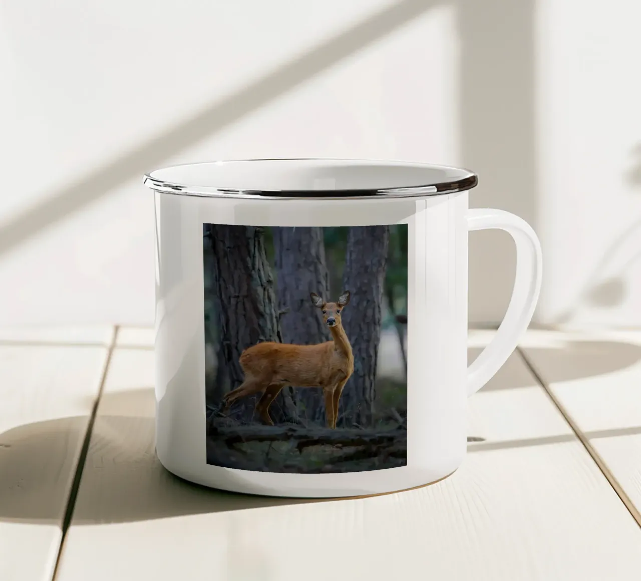 Femmina di capriolo tazza in smalto da Tom's Wildlife