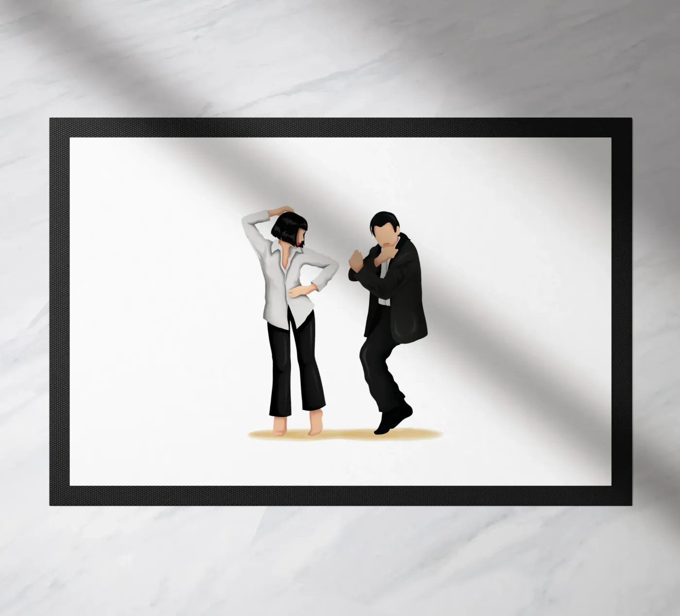 Pulp Fiction Fußmatte von Nour Tohme