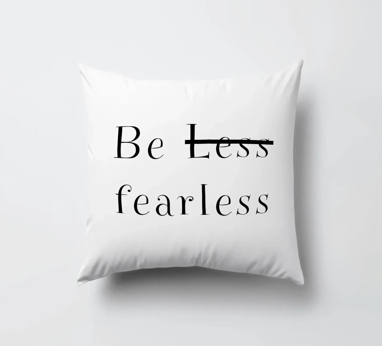 Be Fearless cuscino da PurePeachStudio