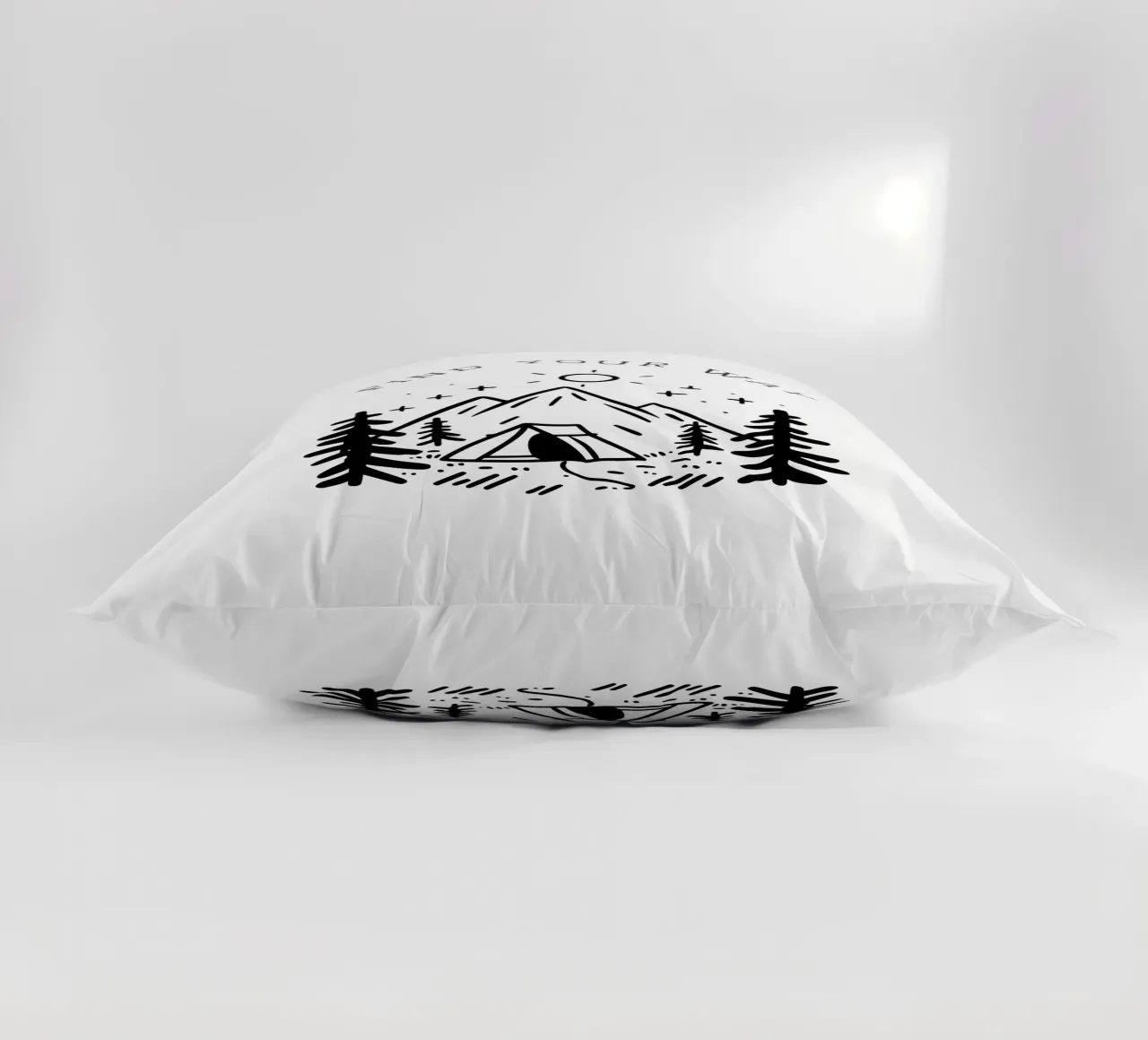 Find Your Way Kissen von PurePeachStudio